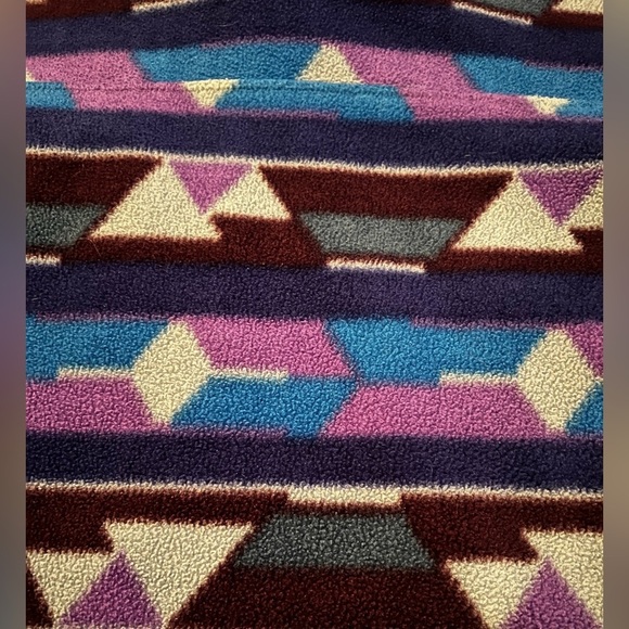 PATAGONIA WOMEN’S SYNCHILLA JACKET SIZE MEDIUM PURPLES AND BLUES - Picture 12 of 12